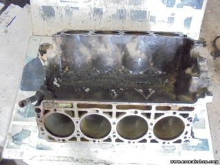 Motor Mercedes-Benz W126 C126 560SEL 1170112401
