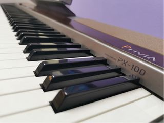 Piano Casio Privia PX100