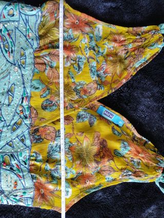 Vestido bordado, 40