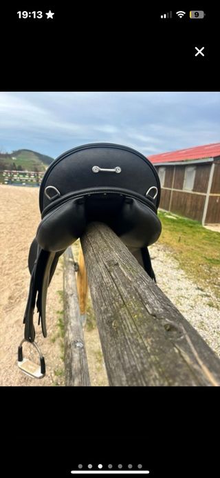 Silla de montar ISLANDIA  Omega Line como nueva 