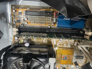 Ordenador para piezas o completar
