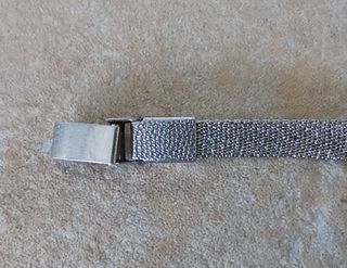 Pequeño reloj carga manual SEIKO de señora 