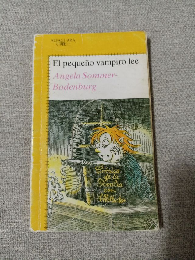 El pequeño vampiro lee