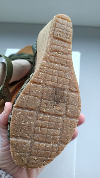 Sandalias ART sin estrenar, caqui, 38