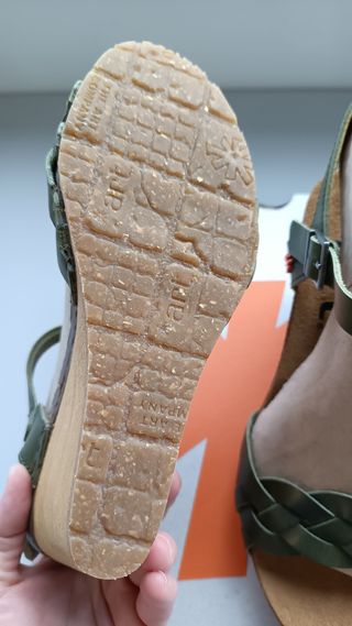 Sandalias ART sin estrenar, caqui, 38