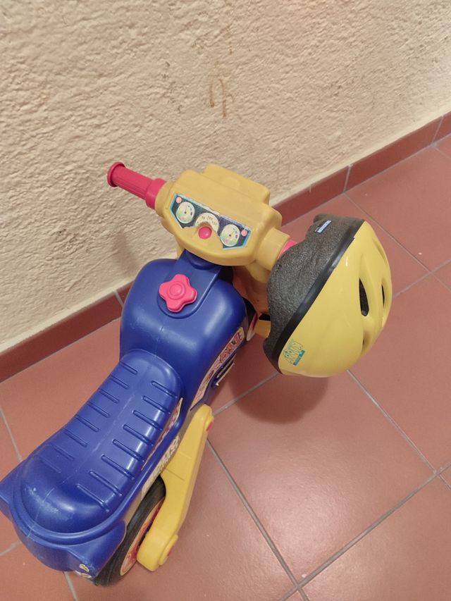 Moto para niño pequeño