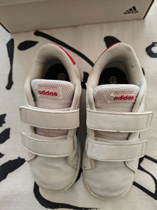 Zapatillas deportivas Adidas 26