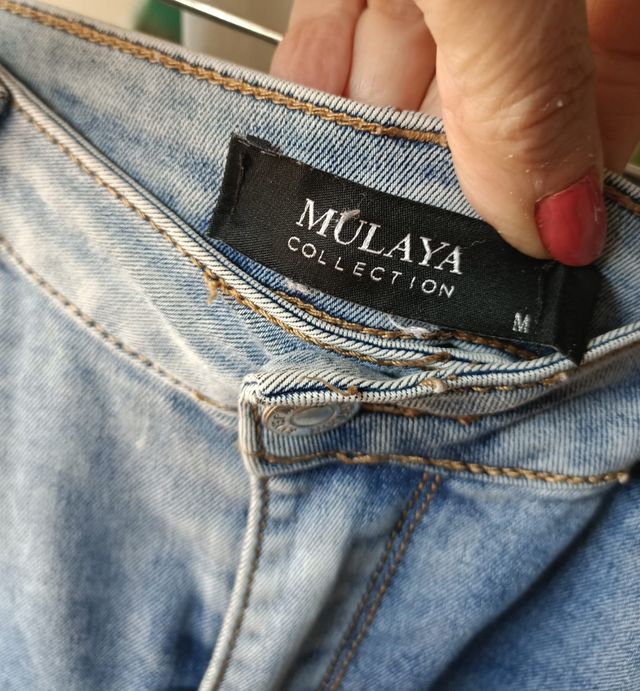 Bonito pantalón vaquero Mulaya
