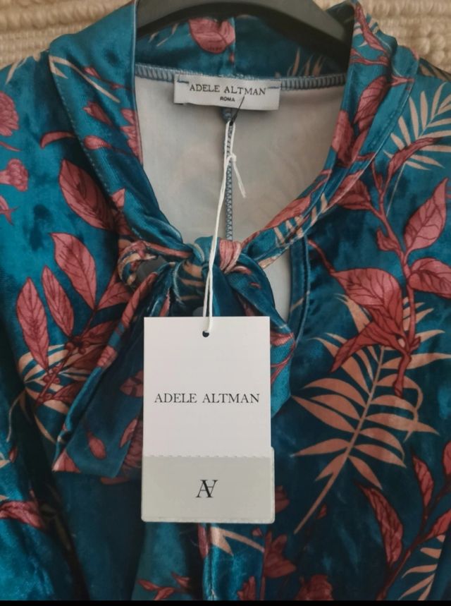 Abito fantasia in vellutino con cintura