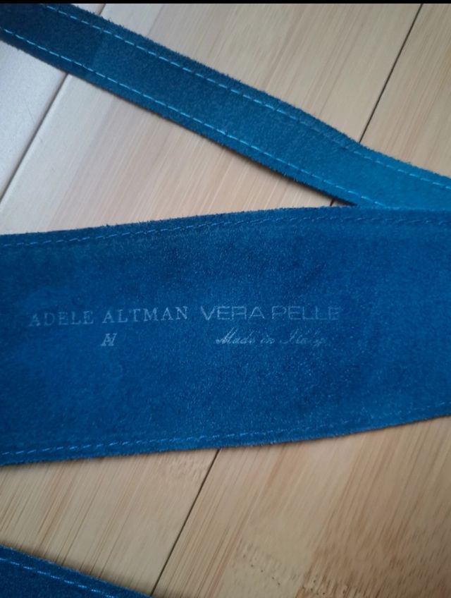 Abito fantasia in vellutino con cintura