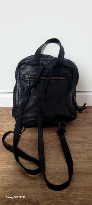 Mochila de cuero auténtico 
