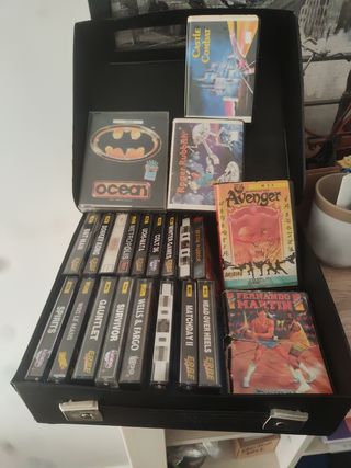 22 Videojuegos MSX con estuche 