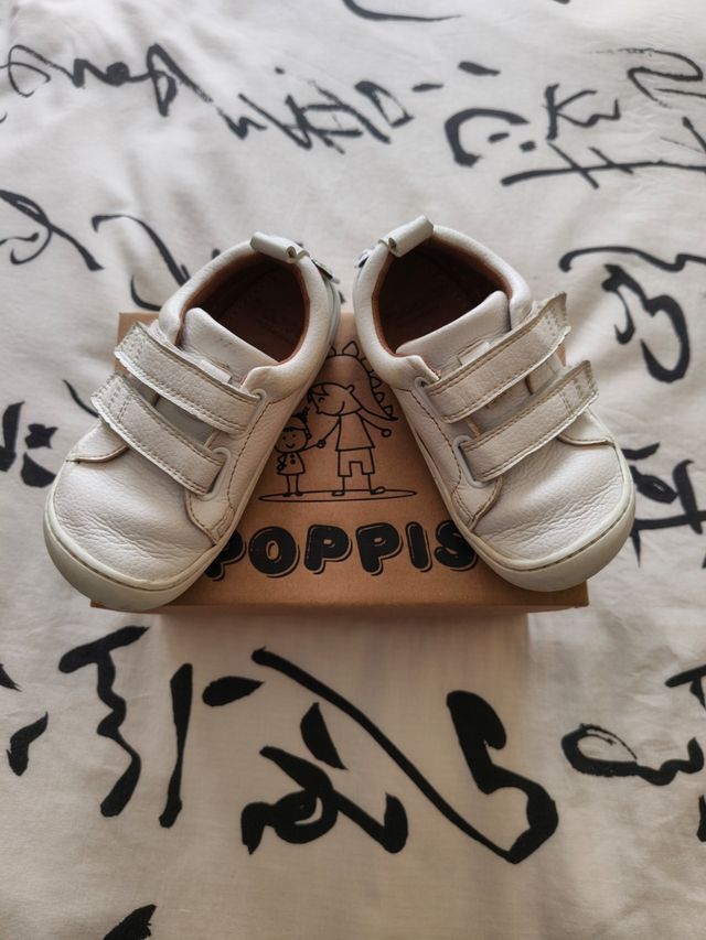 Zapatillas Poppis 27 blancas