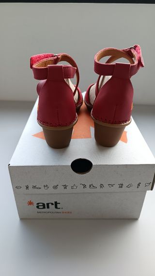 Sandalias Art sin estrenar, rojo, 39