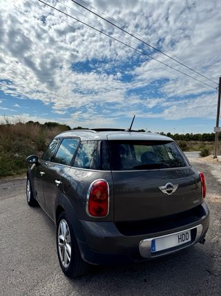 MINI Countryman ALL 4 diesel automático