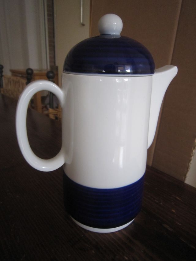 caffettiera / teiera vintage bianca blu