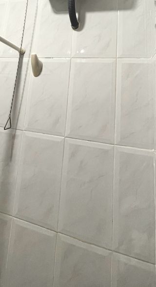 Azulejo efecto marmol biselado pieza 35x20 cm