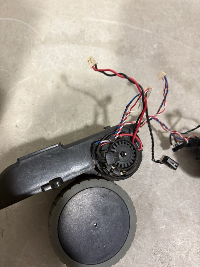 ECOVACS SERIE 900 RUEDAS