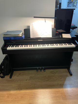 Piano eléctrico pianova p193