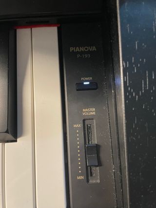 Piano eléctrico pianova p193