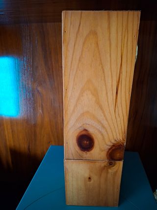 Caja decorativa con reloj