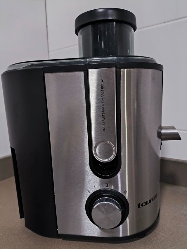 Licuadora pro compact Taurus