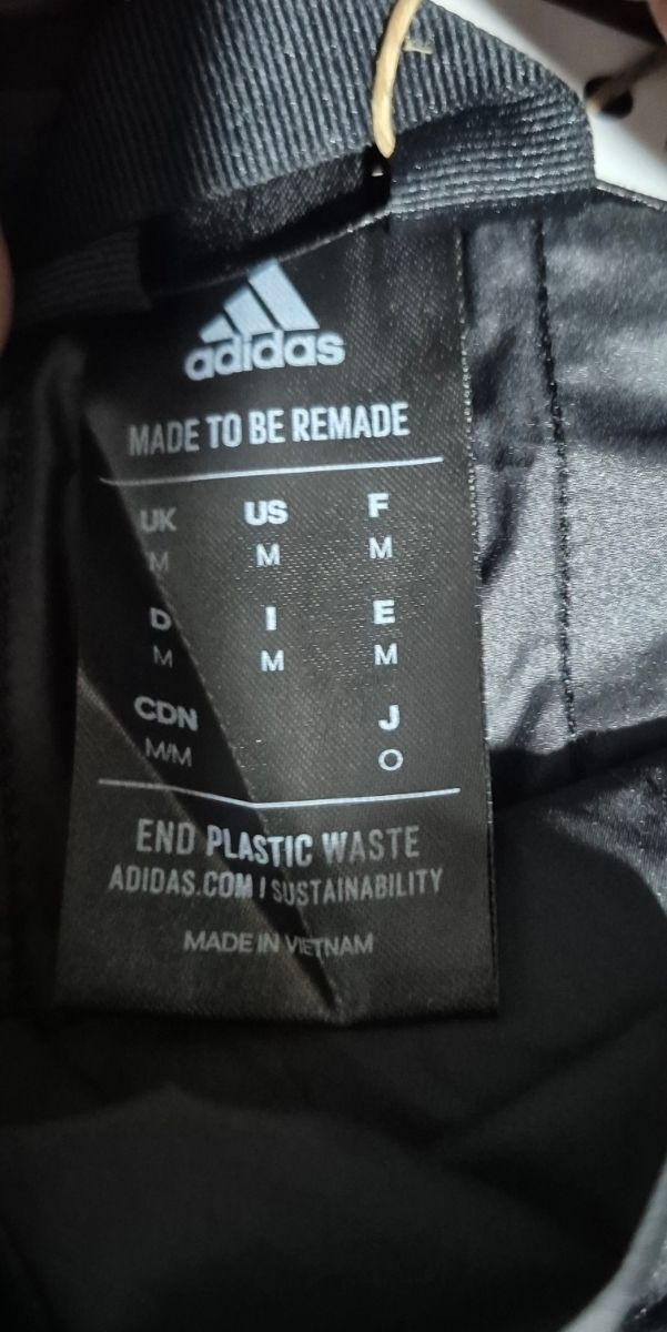 Cortaviento adidas TERREX talla M megro