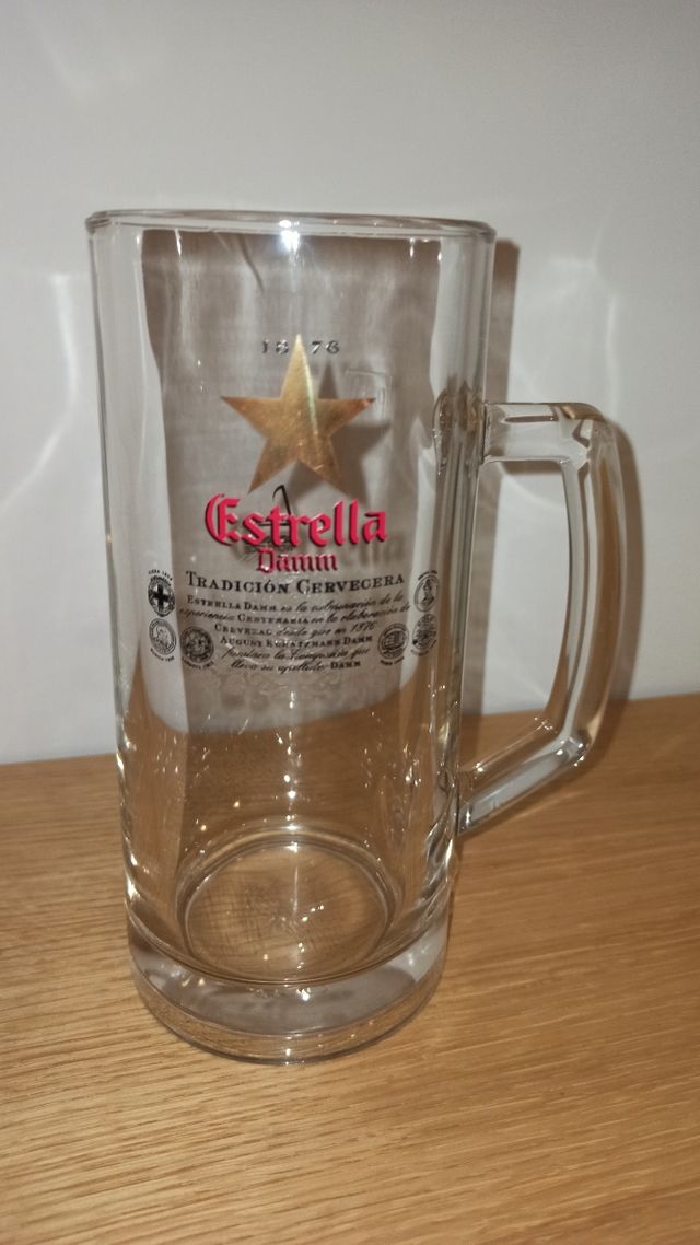 Jarras cerveza Estrella Damm