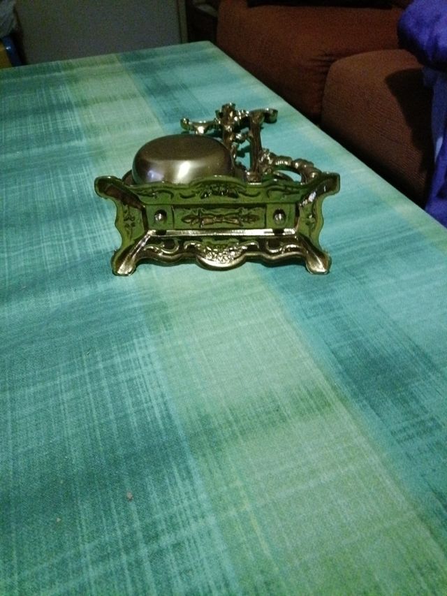 Reloj antiguo de bronce marta Peris