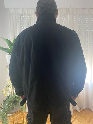 Cazadora vaquera de hombre Levis negra acolchada