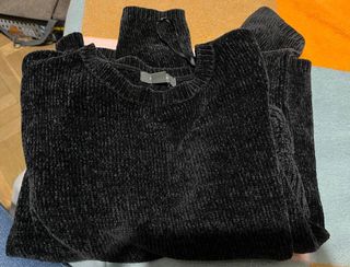 Jersey negro chenilla