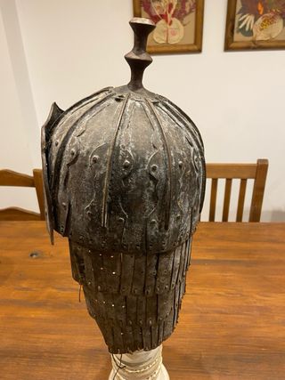 Casco militar antiguo Tibet Siglo IXX