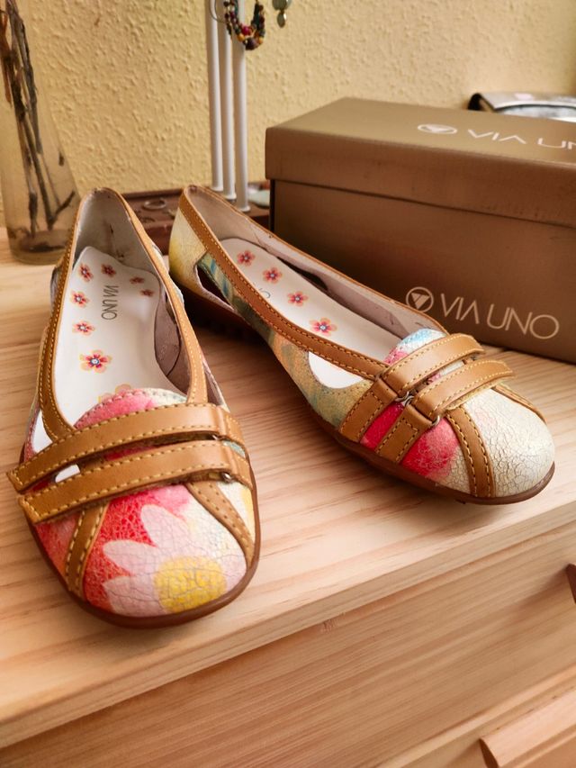 Zapatos planos de piel