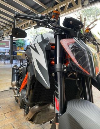 Ktm 1290 superduke r full extras