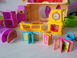 Casa de los cuentos Pin y Pon