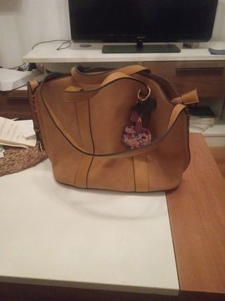 Bolso amarillo mostaza de Paco Martínez