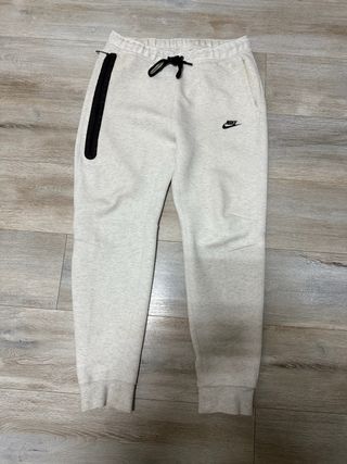 Pantalon Nike Tech
