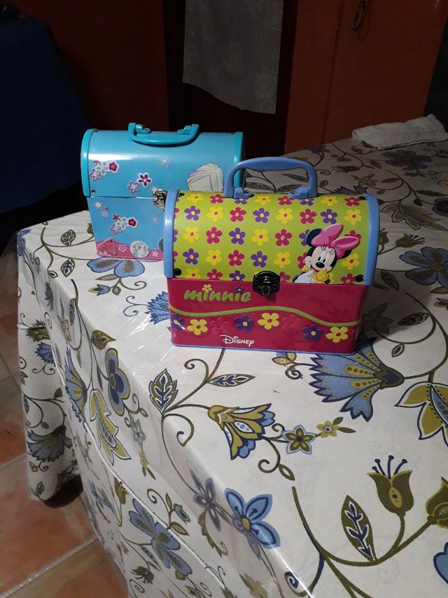 Lata joyero...costurero...