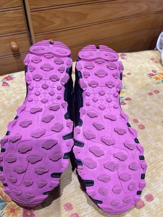 Deportivas Mountain Pro. n38. Del Corte Inglés.