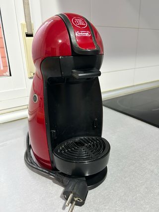Cafetera Dolce Gusto DeLongh