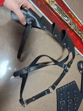 Disfraz Accesorio Medieval hombro brazalete Espada