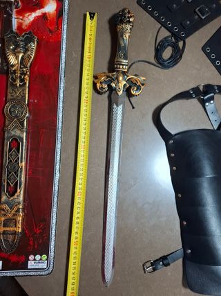 Disfraz Accesorio Medieval hombro brazalete Espada