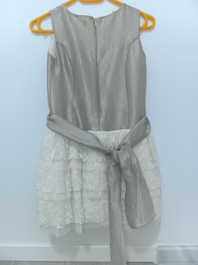 Vestido para eventos niña.