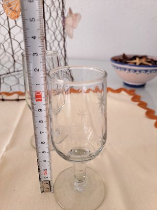 Juego catavinos vintage.