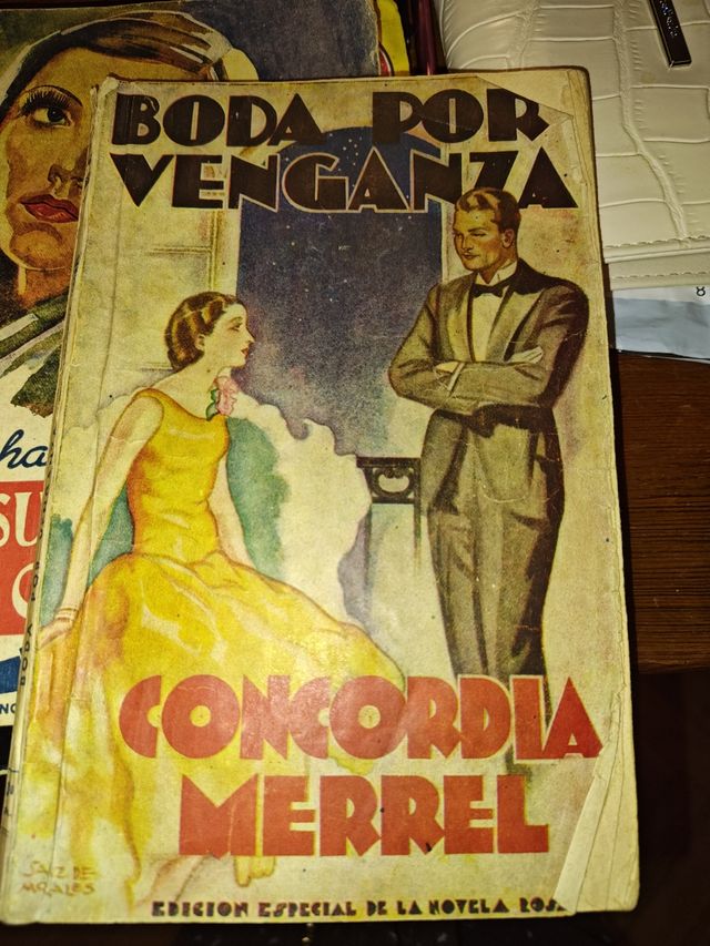 Revistas libros antiguos