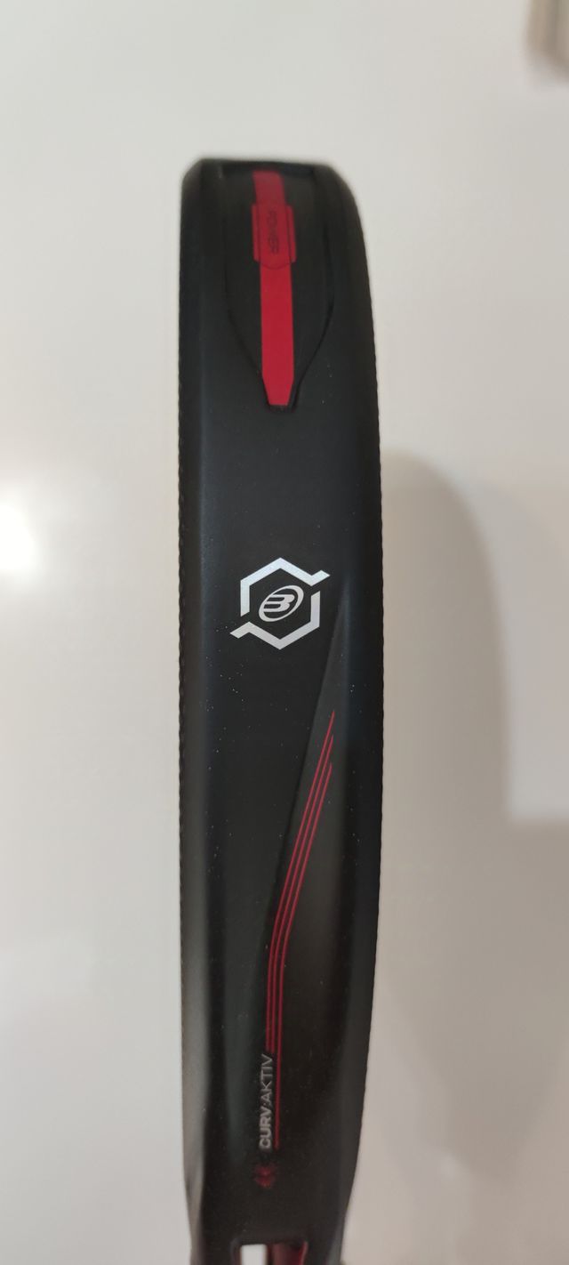 PALA "Bullpadel Di Nenno Vertex 04 Comfort 2024"