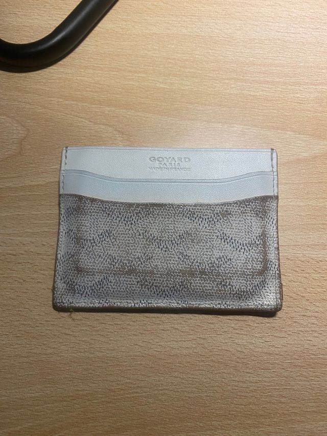 Tarjetero goyard