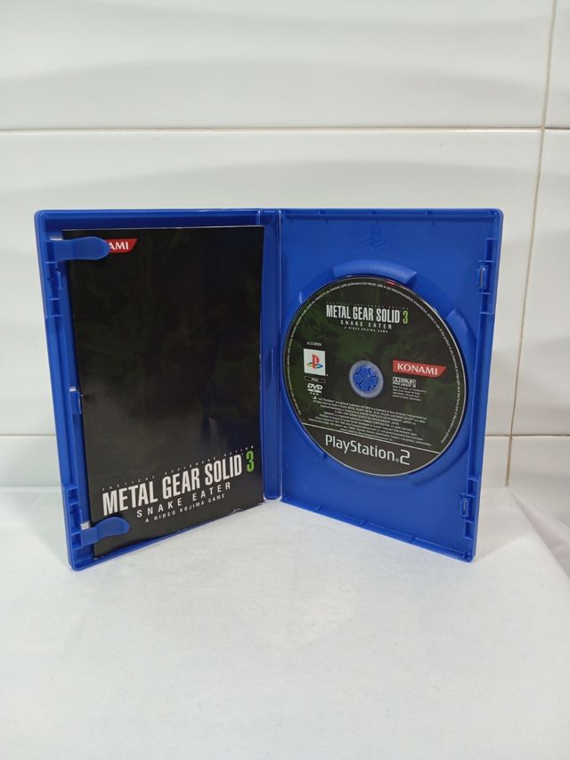 METAL GEAR SOLID 3 SNAKE EATER PS2