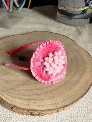 Diadema con madroños 