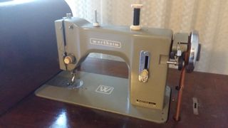 Maquina antigua de coser Wertheim